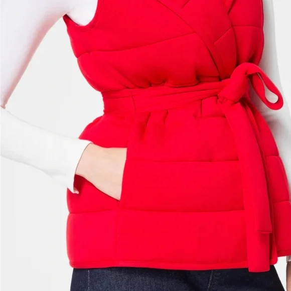 SPANX AirEssentials®
Puffy Vest - Picture 3 of 6